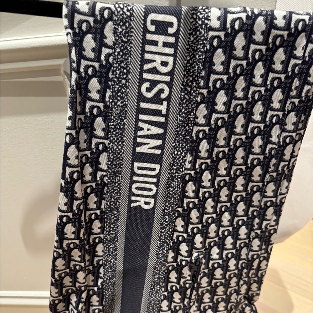Christian Dior pants. Excellent condition size xs